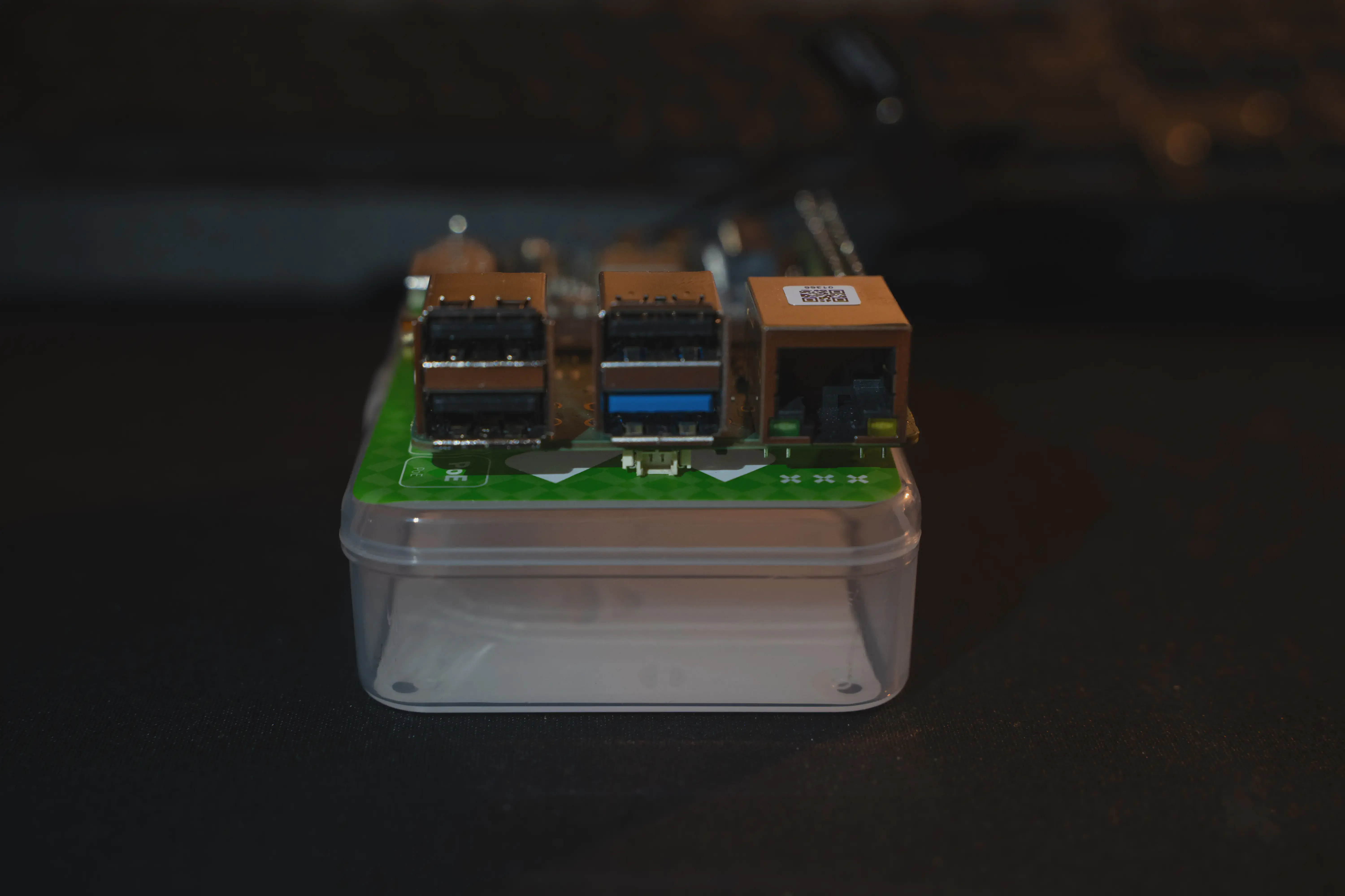 Radxa-Dragon-Q6A USB & Ethernet Side